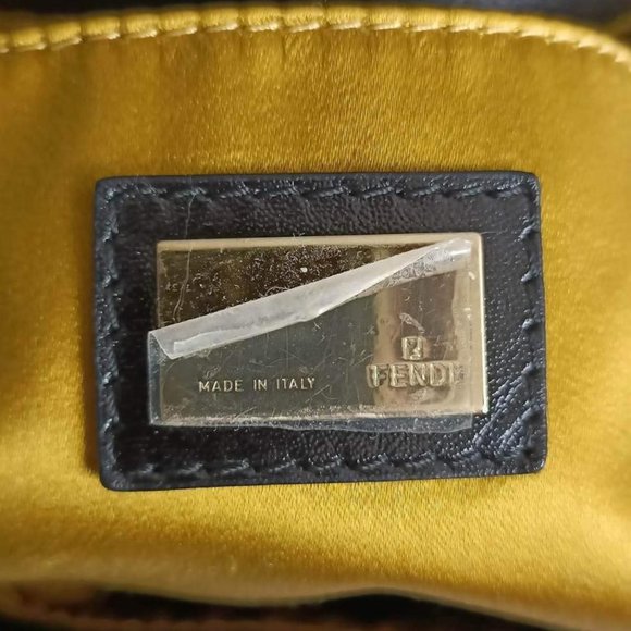 Fendi Spy Handbag - Picture 4 of 6